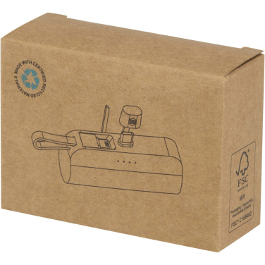 Logotrade Logogeschenke das Foto: Alnair 10 W 5000 mAh Typ C Powerbank aus recyceltem Kunststoff mit integriertem Klappständer und 2 in 1 Kabel